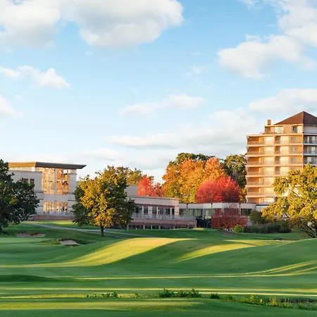 Eaglewood Resort & Spa