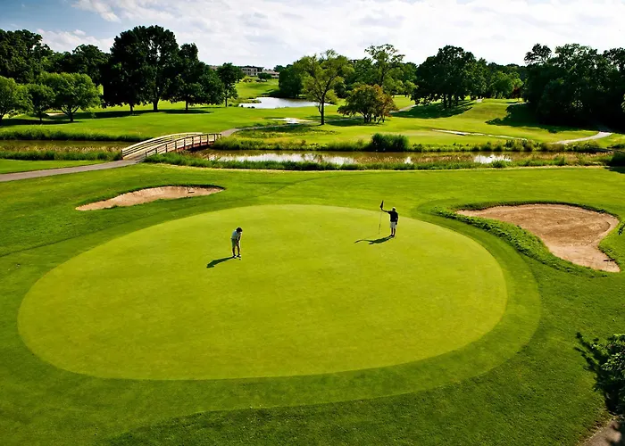 Eaglewood & Resort