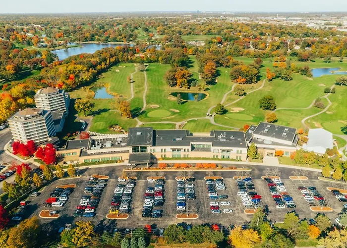 Eaglewood & Resort 4*