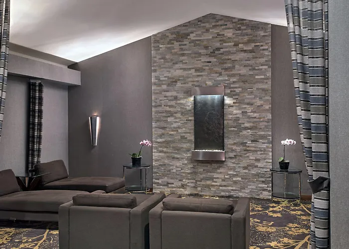 Eaglewood & Resort