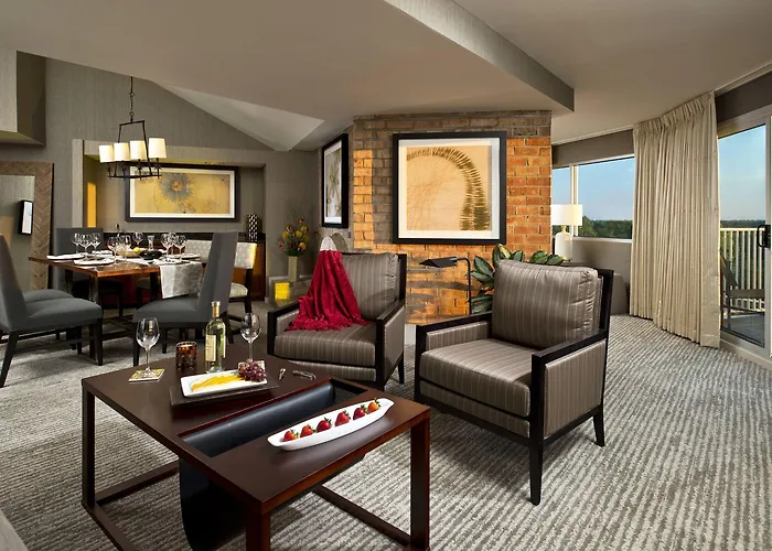 Eaglewood & Resort 4*
