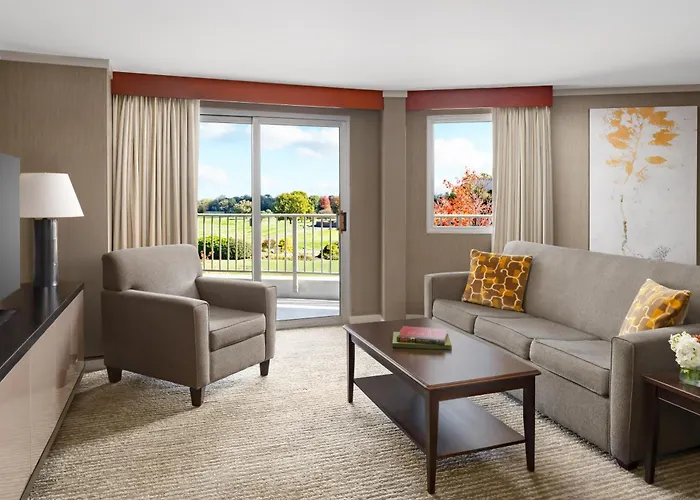 Eaglewood & Resort 4*