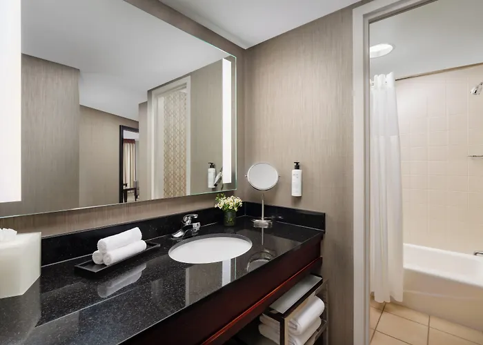 Eaglewood & Resort